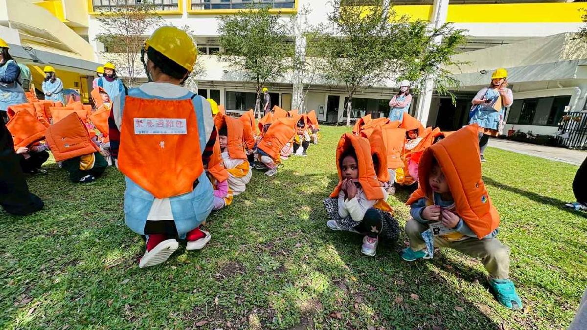 消防逃生演練 (9)