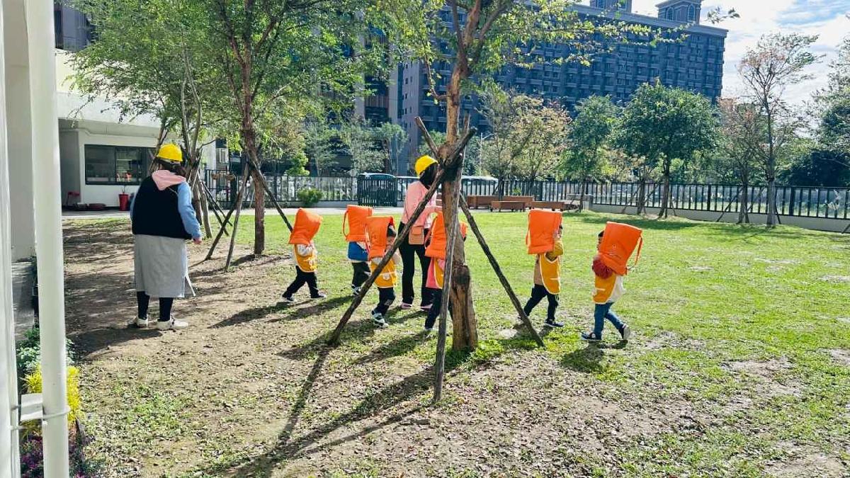 消防逃生演練 (22)