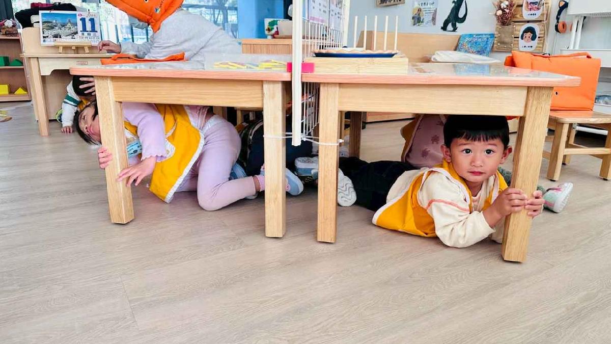 消防逃生演練 (24)